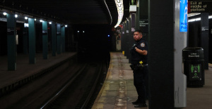 Nueva York: hombre arrestado sospechoso de empujar a un pasajero a las vías del metro