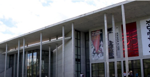 En Múnich, un empleado cuelga en secreto su propio cuadro en el museo