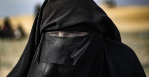 Regresada de Siria, la ex esposa de un yihadista acusada de crímenes contra la humanidad