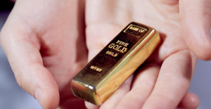 Nuevo récord histórico para el oro, que acaba de alcanzar los 2.260 dólares la onza
