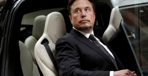 Elon Musk llega a China para negociar la transferencia de datos y el despliegue del piloto automático de Tesla